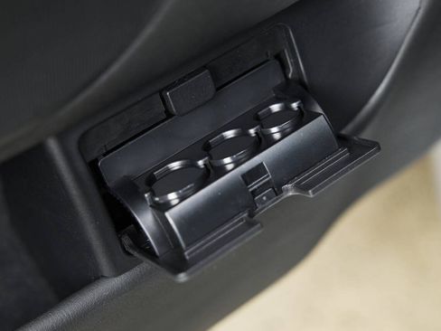 Used 2003 BMW M5 RWD image 92