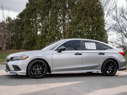 Used 2022 Honda Civic Sport image 8