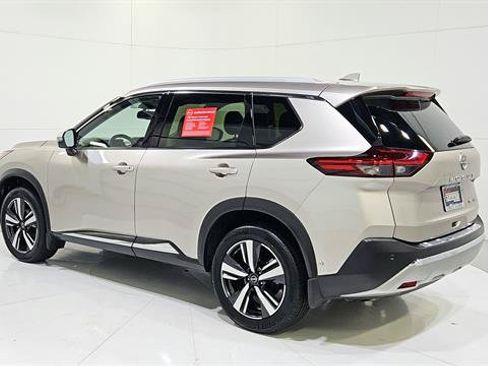 Certified 2023 Nissan Rogue Platinum FWD image 6