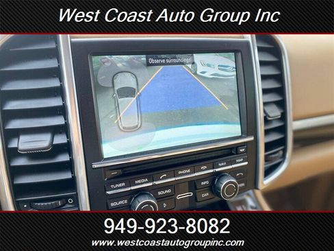 Used 2013 Porsche Cayenne image 25