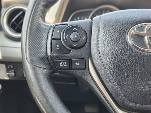 Used 2013 Toyota RAV4 LE AWD/4WD image 30