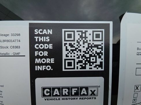 Used 2024 Buick Encore GX Preferred AWD/4WD image 38