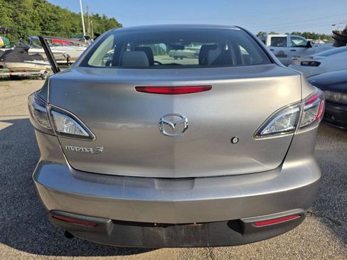 Used 2011 MAZDA MAZDA3 i Sport FWD image 11