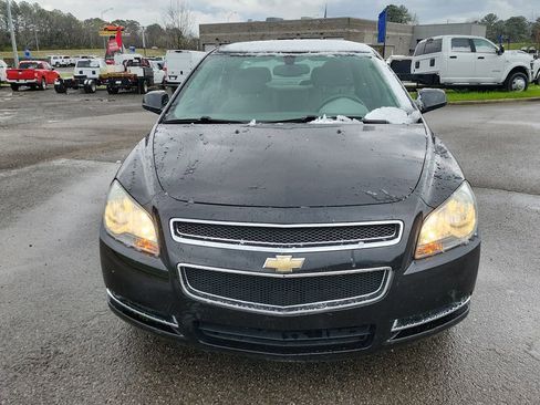 Used 2010 Chevrolet Malibu LT w/ HFV6 Engine Package FWD image 8