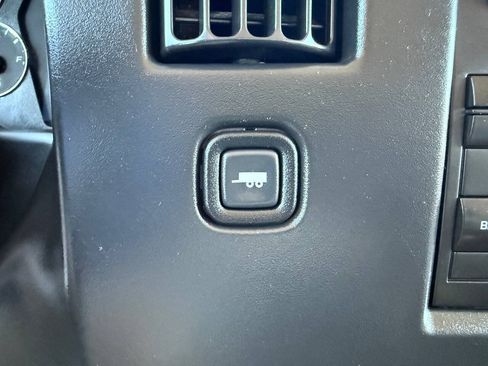 Used 2016 GMC Savana 3500 LT w/ LT Preferred Equipment Group RWD image 32