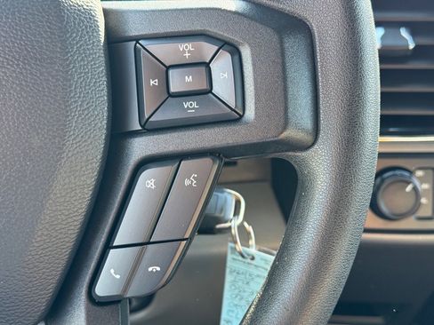 Used 2020 Ford F150 XLT image 19