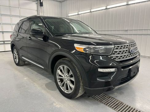 Used 2022 Ford Explorer Limited w/ Equipment Group 301A image 13