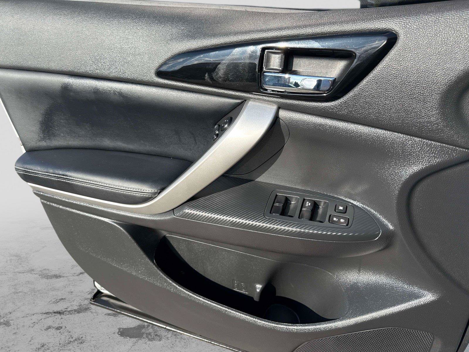 Used 2024 Mitsubishi Eclipse Cross AWD image 12