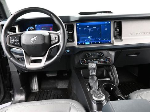 Certified 2024 Ford Bronco Outer Banks AWD/4WD image 16