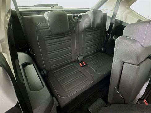 Used 2023 Volkswagen Tiguan S image 9