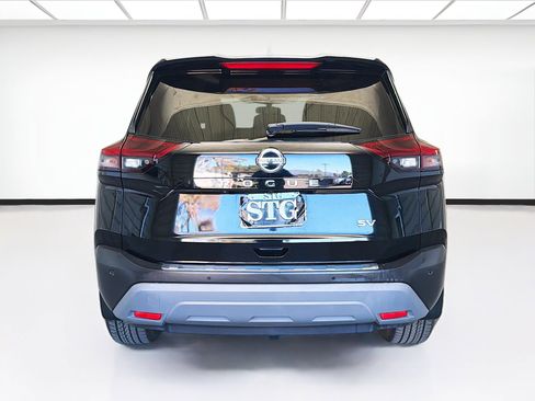 Used 2021 Nissan Rogue SV image 5