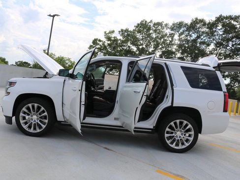 Used 2019 Chevrolet Tahoe Premier w/ Premier Plus Edition AWD/4WD image 78
