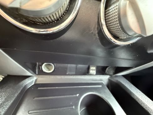 Used 2016 Toyota Tundra SR5 w/ SR5 Upgrade Package image 20