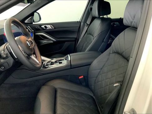 Used 2026 BMW X6 M60i w/ Executive Package AWD/4WD image 11