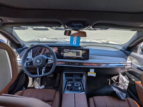 New 2026 BMW 760i xDrive w/ Executive Package AWD/4WD image 18