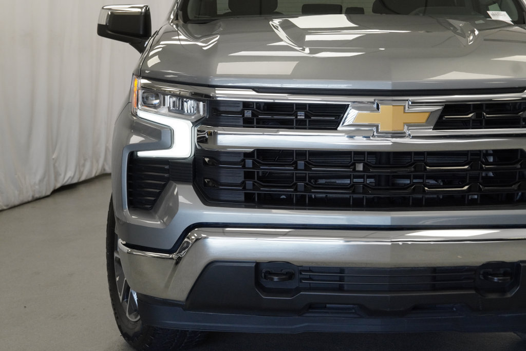 Certified 2023 Chevrolet Silverado 1500 LT AWD/4WD image 11