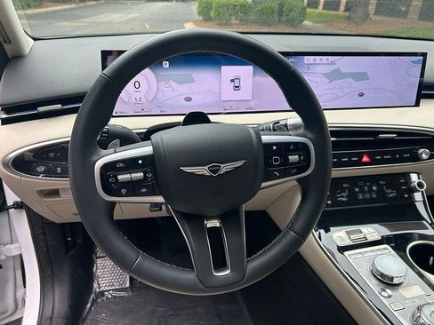 Used 2026 Genesis GV70 2.5T AWD/4WD image 8