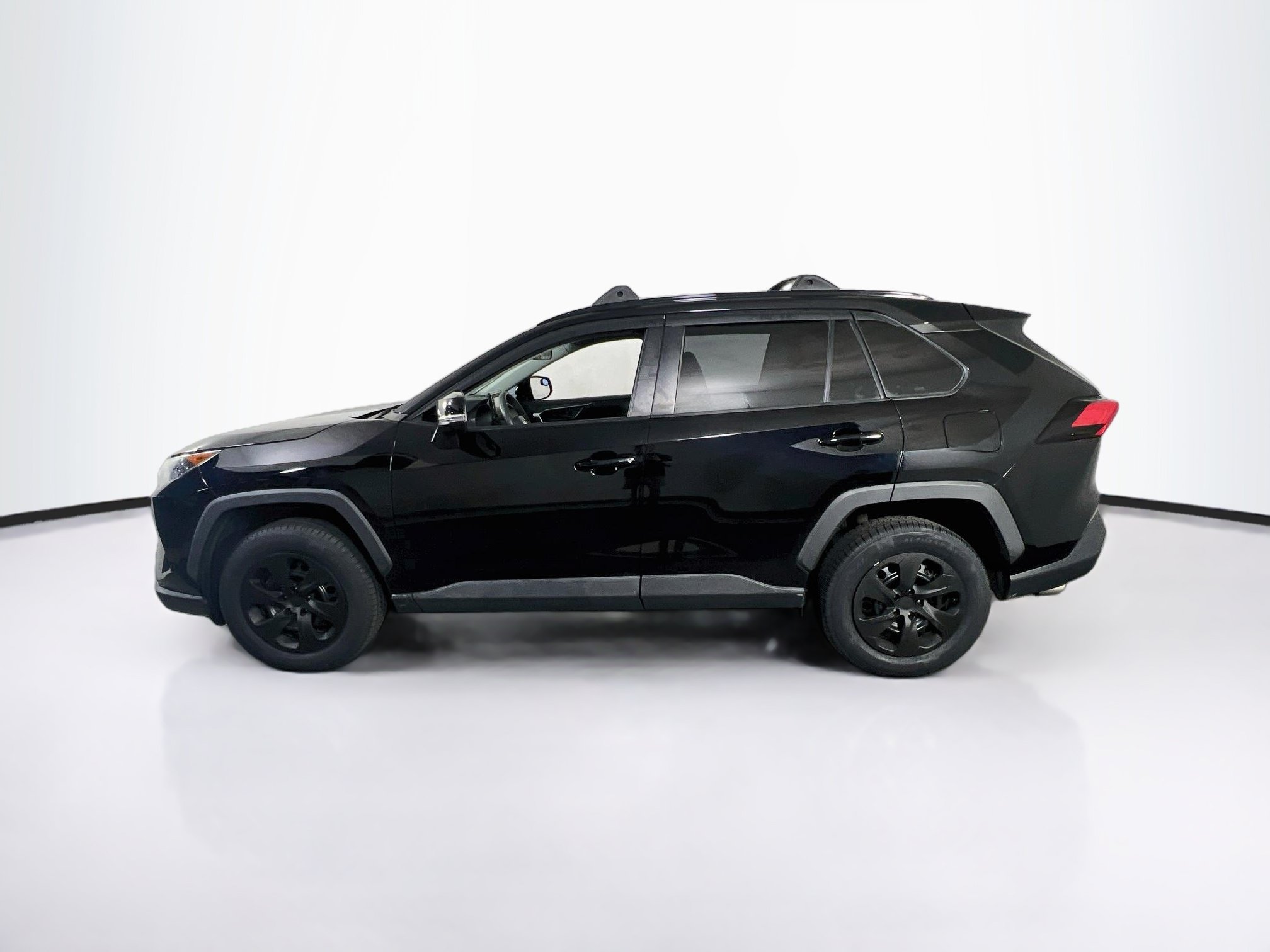 Used 2019 Toyota RAV4 LE w/ All Weather Liner Package AWD/4WD image 8