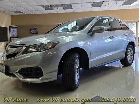 Used 2017 Acura RDX FWD image 2
