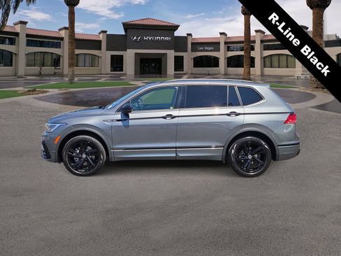 Used 2023 Volkswagen Tiguan SE R-Line FWD image 5