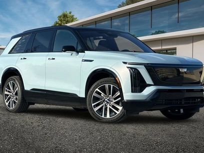 New 2026 Cadillac Vistiq Sport w/ LPO, Floor Liner Package