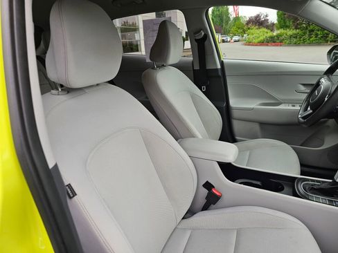 Used 2024 Hyundai Kona SEL FWD image 12