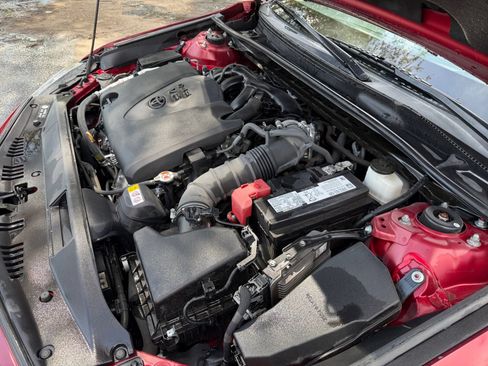 Used 2022 Toyota Camry XLE w/ Navigation Package FWD image 37