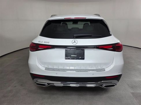 New 2026 Mercedes-Benz GLC 300 GLC 300 image 5