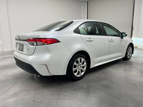 Used 2024 Toyota Corolla LE FWD image 9