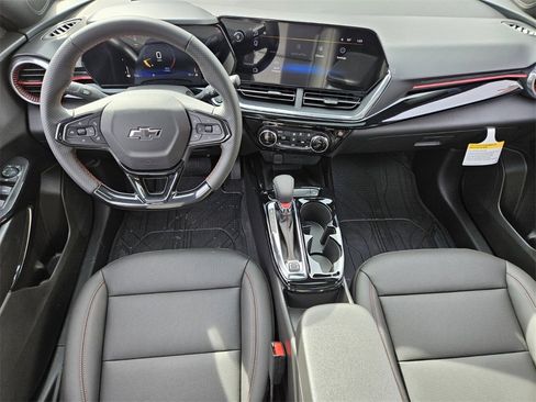 New 2026 Chevrolet Trax RS w/ Sunroof Package image 13