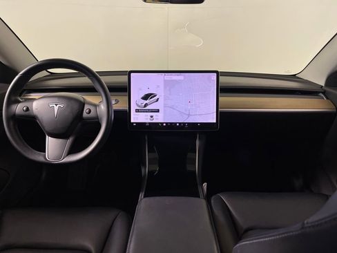 Used 2018 Tesla Model 3 Mid Range image 14