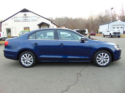 Used 2014 Volkswagen Jetta SE image 34