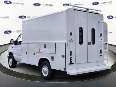 New 2026 Ford E-350 and Econoline 350 Super Duty w/ Power Equipment Group RWD image 3