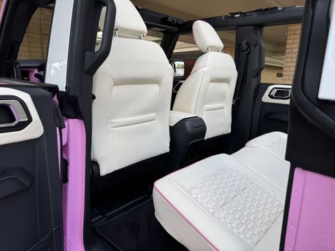 Used 2024 Ford Bronco Big Bend image 48