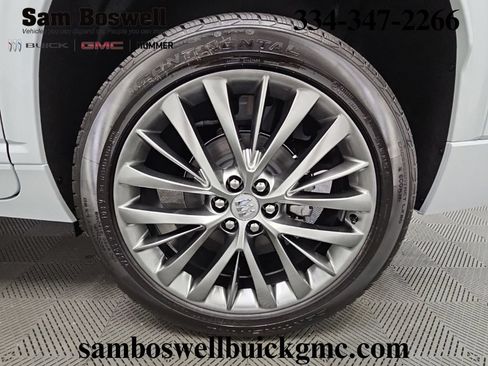 New 2026 Buick Enclave Avenir w/ Super Cruise Package FWD image 46