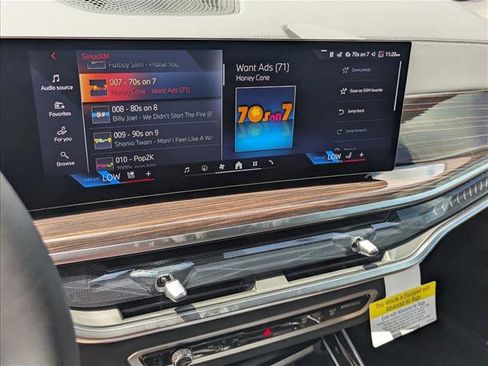 Used 2026 BMW X5 sDrive40i w/ Climate Comfort Package image 11