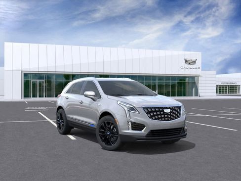 New 2025 Cadillac XT5 Luxury w/ LPO, Blue Accent Package image 16