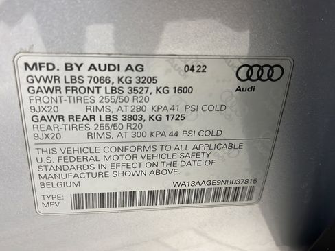 Used 2022 Audi e-tron Prestige w/ Prestige Package AWD/4WD image 26