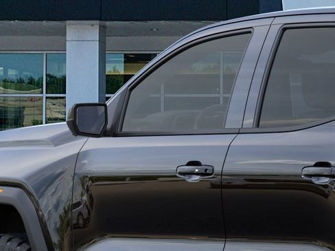 New 2026 GMC Canyon Elevation w/ Convenience Package image 12