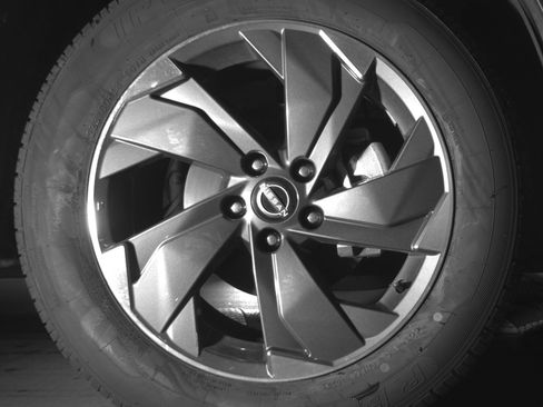 Used 2025 Nissan Rogue SV FWD image 13