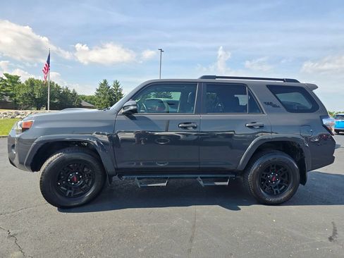Used 2024 Toyota 4Runner TRD Off-Road Premium w/ Moonroof Package AWD/4WD image 5