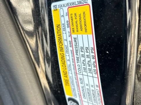 Used 2019 GMC Terrain SLT w/ Preferred Package AWD/4WD image 38