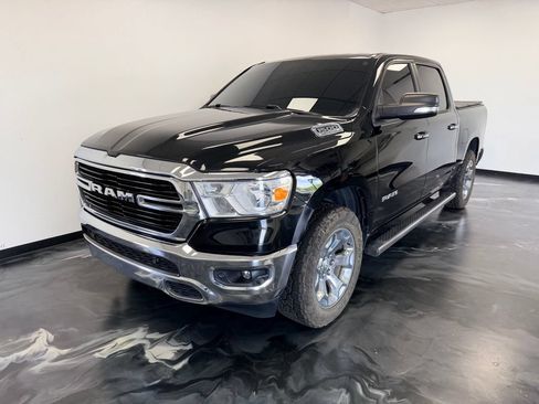 Used 2019 RAM 1500 Big Horn AWD/4WD image 4