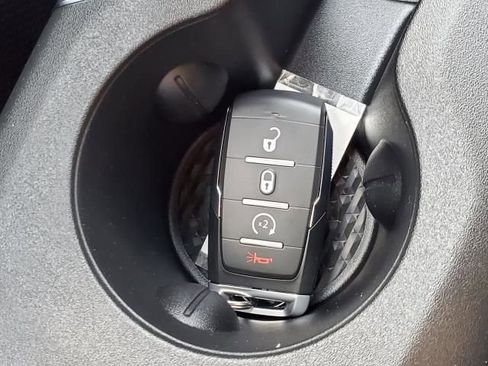 Used 2025 RAM 3500 Big Horn image 21