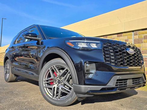 New 2026 Ford Explorer ST w/ Sun And Sound Package image 38