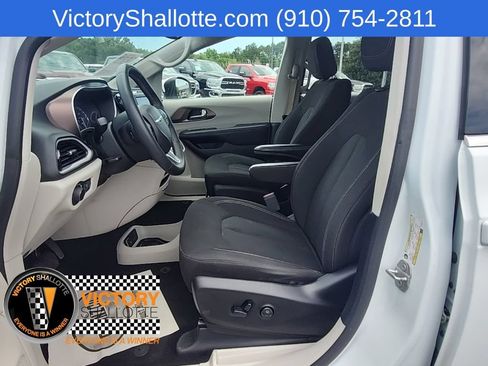 Certified 2023 Chrysler Voyager LX FWD image 16