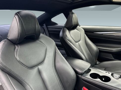 Used 2018 INFINITI Q60 3.0t Luxe w/ Sensory Package 3.0T Luxe image 31