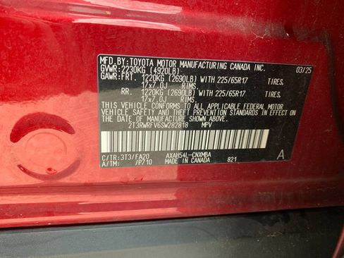 Used 2025 Toyota RAV4 XLE AWD/4WD image 35