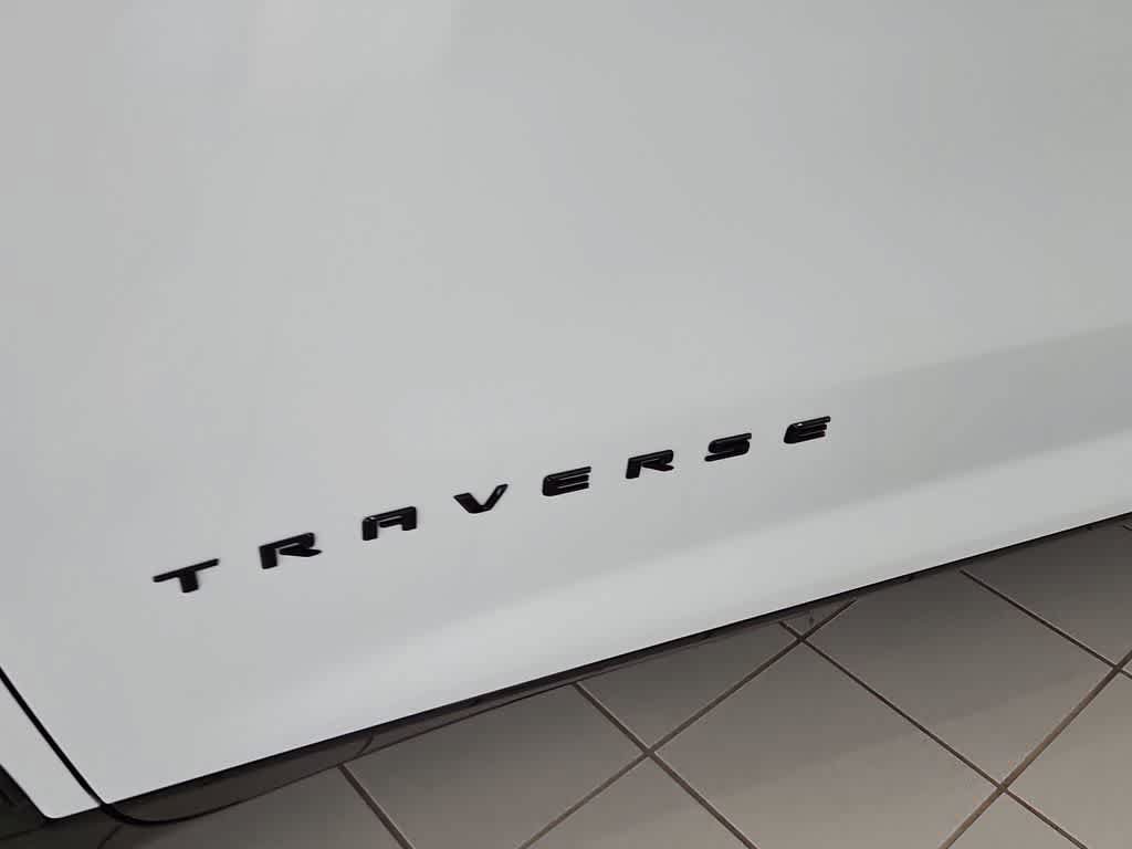New 2026 Chevrolet Traverse RS FWD image 3