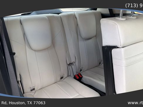 Used 2021 Mercedes-Benz GLB 250 image 32